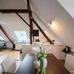 Apartman Design-loft Und *