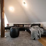 Design-loft Und Apartman *