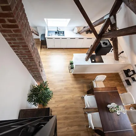 Design-loft Und *