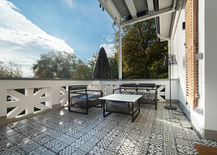 Design-loft Und Im Villenviertel