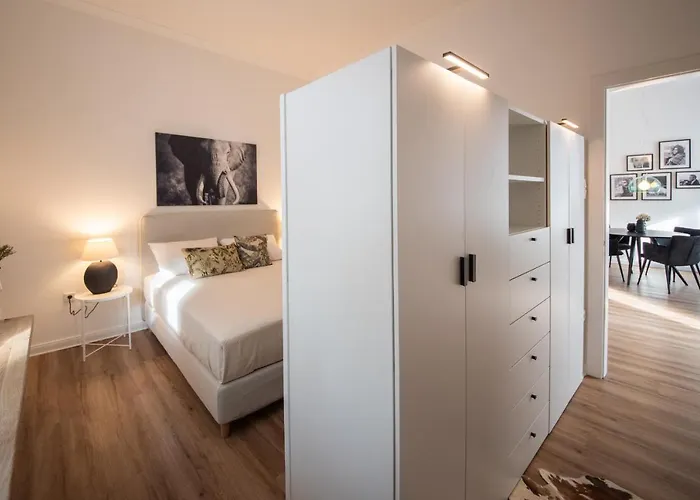 Design-loft Und Im Villenviertel Apartment *